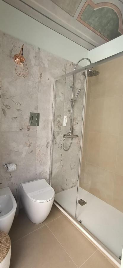 Domus Maqueda Bed & Breakfast Palermo Exterior photo